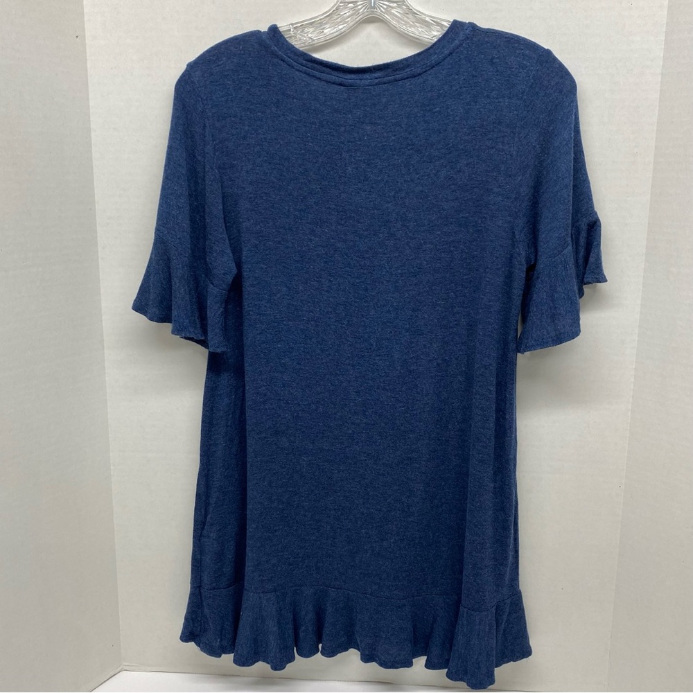 Bobeau Short Sleeve Blue Ruffle Top Size Small Ruffle Sleeves and Ruffle Bottom - Picture 2 of 11